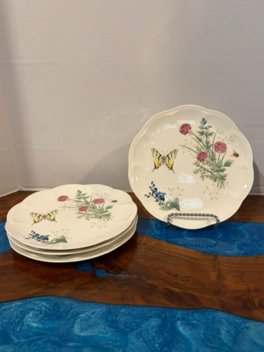 Set of 4 Lenox Butterfly Meadow Herbs 9" Accent Salad Luncheon Plates NWT